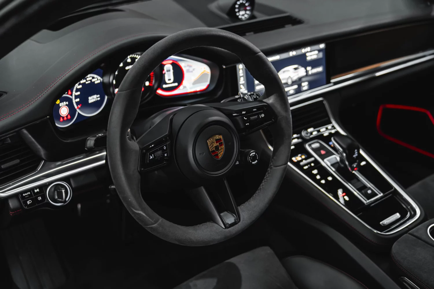 Porsche Panamera GTS Sport Turismo