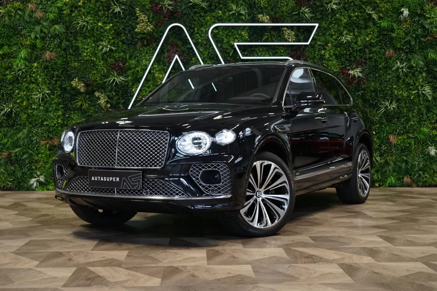 Bentley Bentayga V8