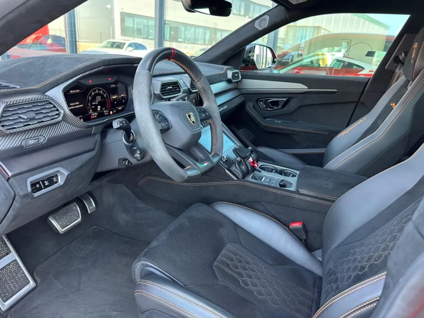 Lamborghini Urus Performante