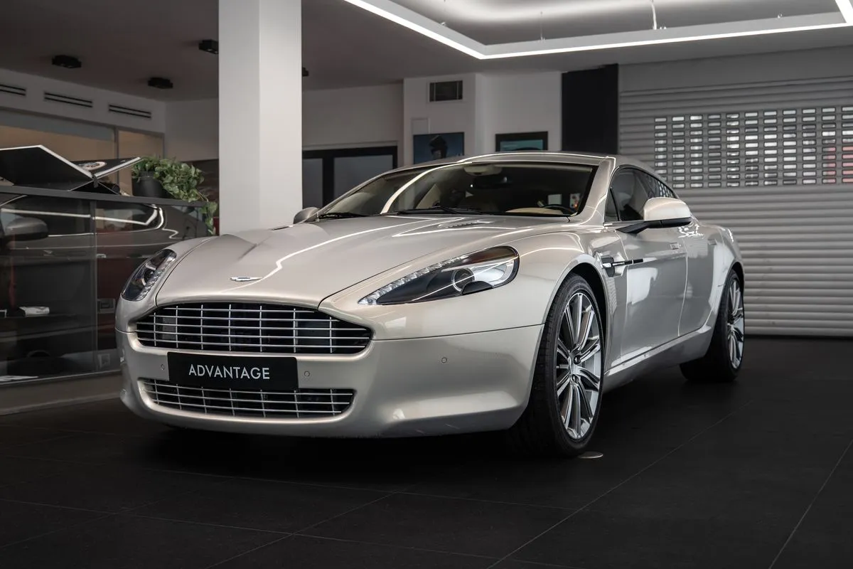 Aston Martin Rapide