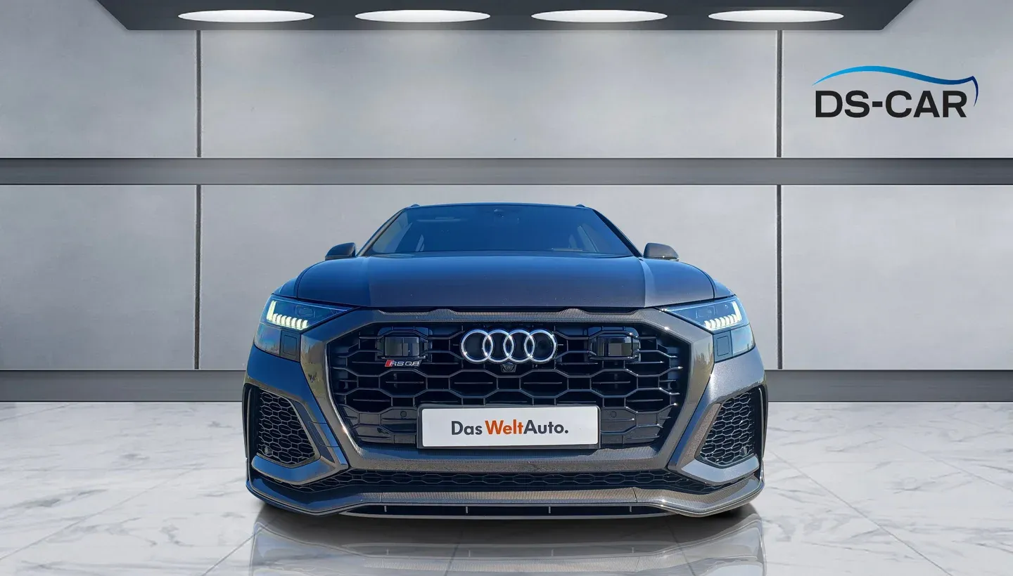 Audi RSQ8