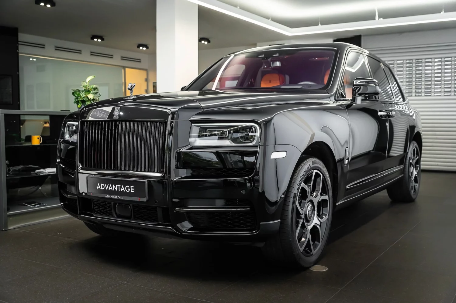 Rolls-Royce Cullinan Black Badge