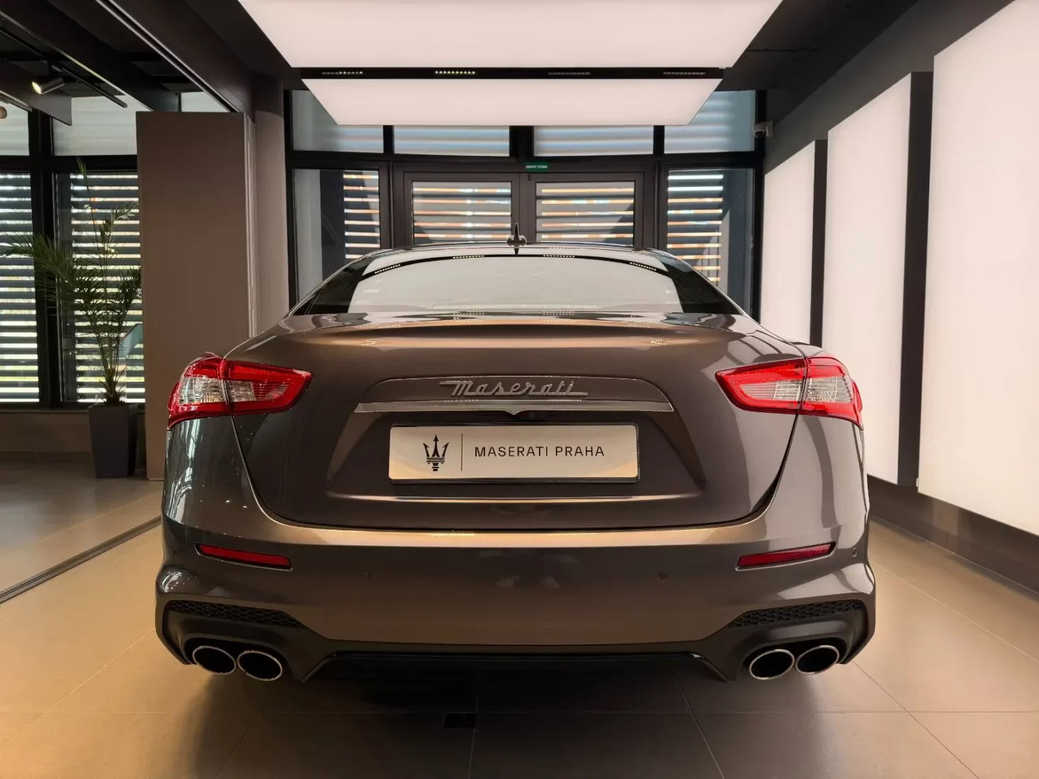 Maserati Ghibli S Q4