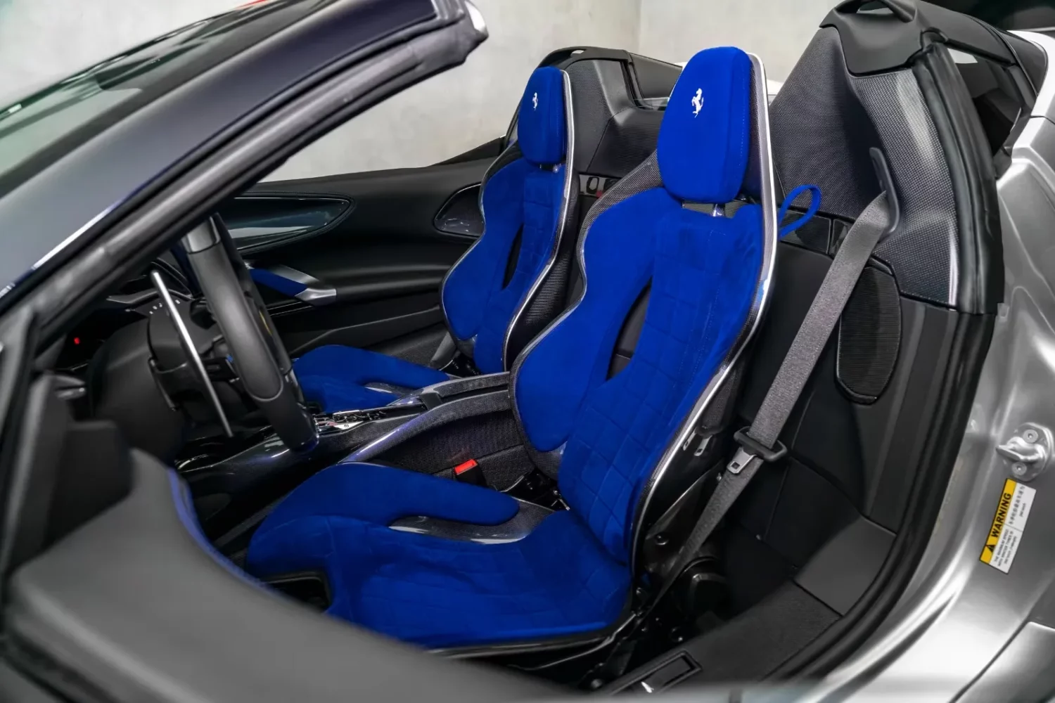 Ferrari SF90 Spider (Tailor Made)