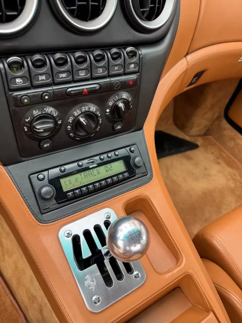 Ferrari 575 M Maranello (manuál)