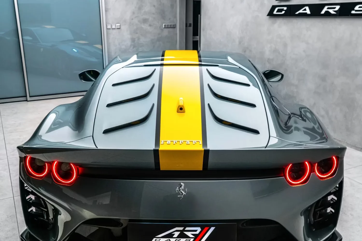 Ferrari 812 Competizione