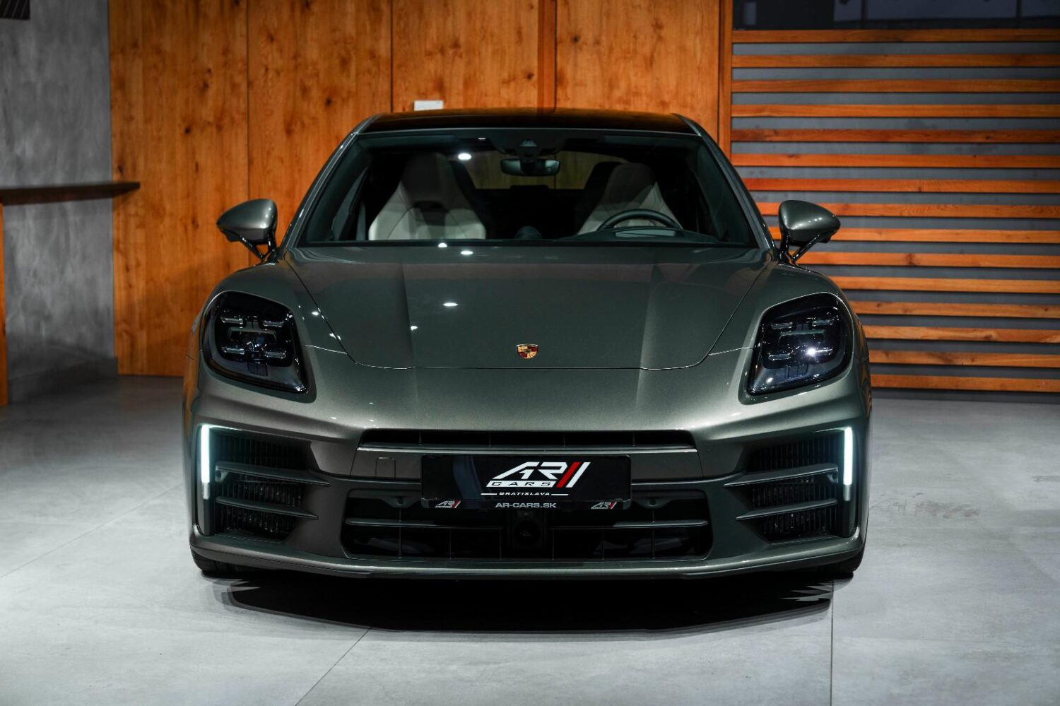 Porsche Panamera 4 E-Hybrid