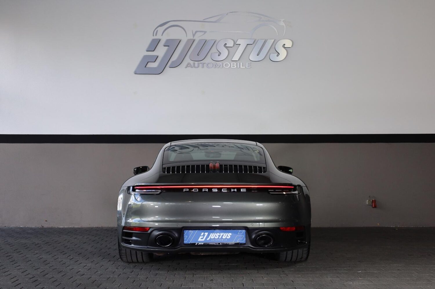 Porsche 911 Carrera 4S