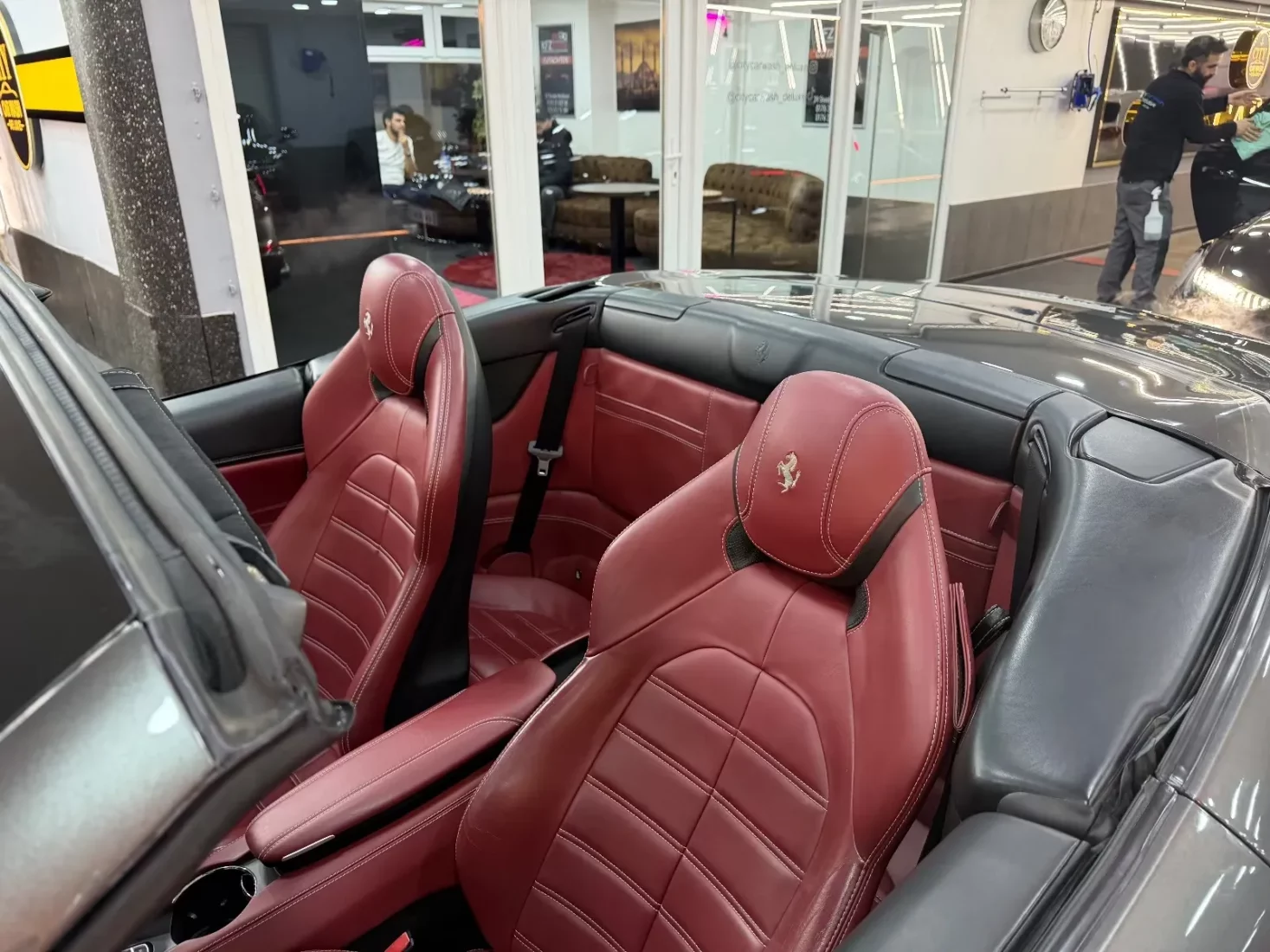 Ferrari California T