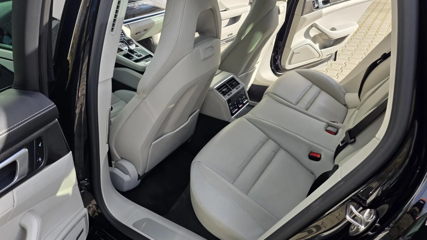 Porsche Panamera Turbo Sport Turismo