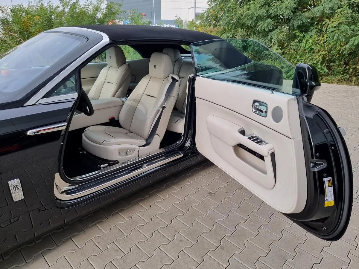 Rolls-Royce Dawn