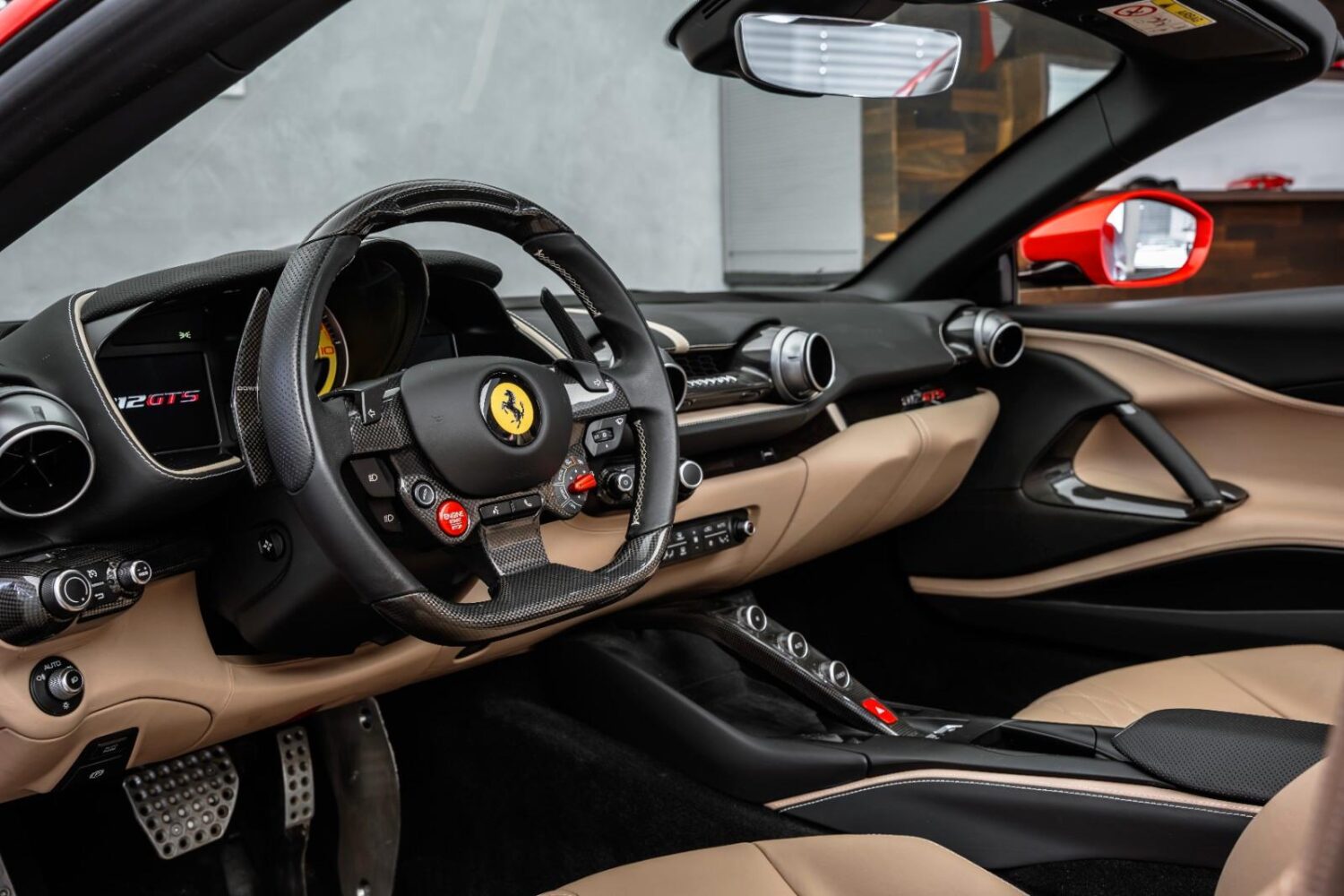 Ferrari 812 GTS