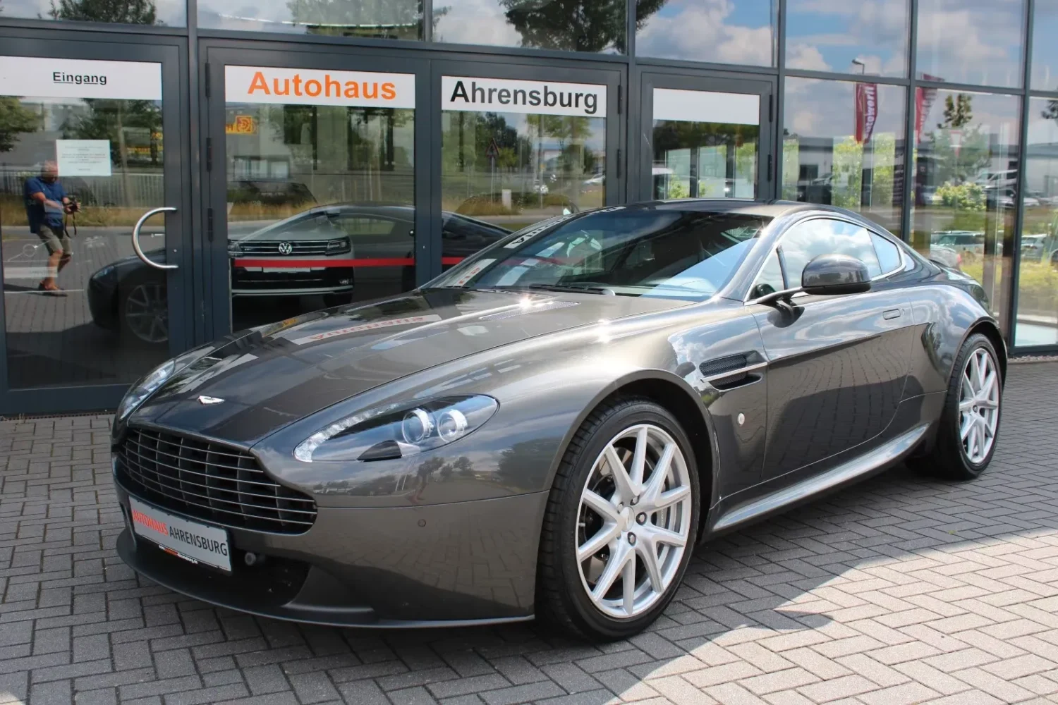 Aston Martin V8 Vantage 4.7 Coupé