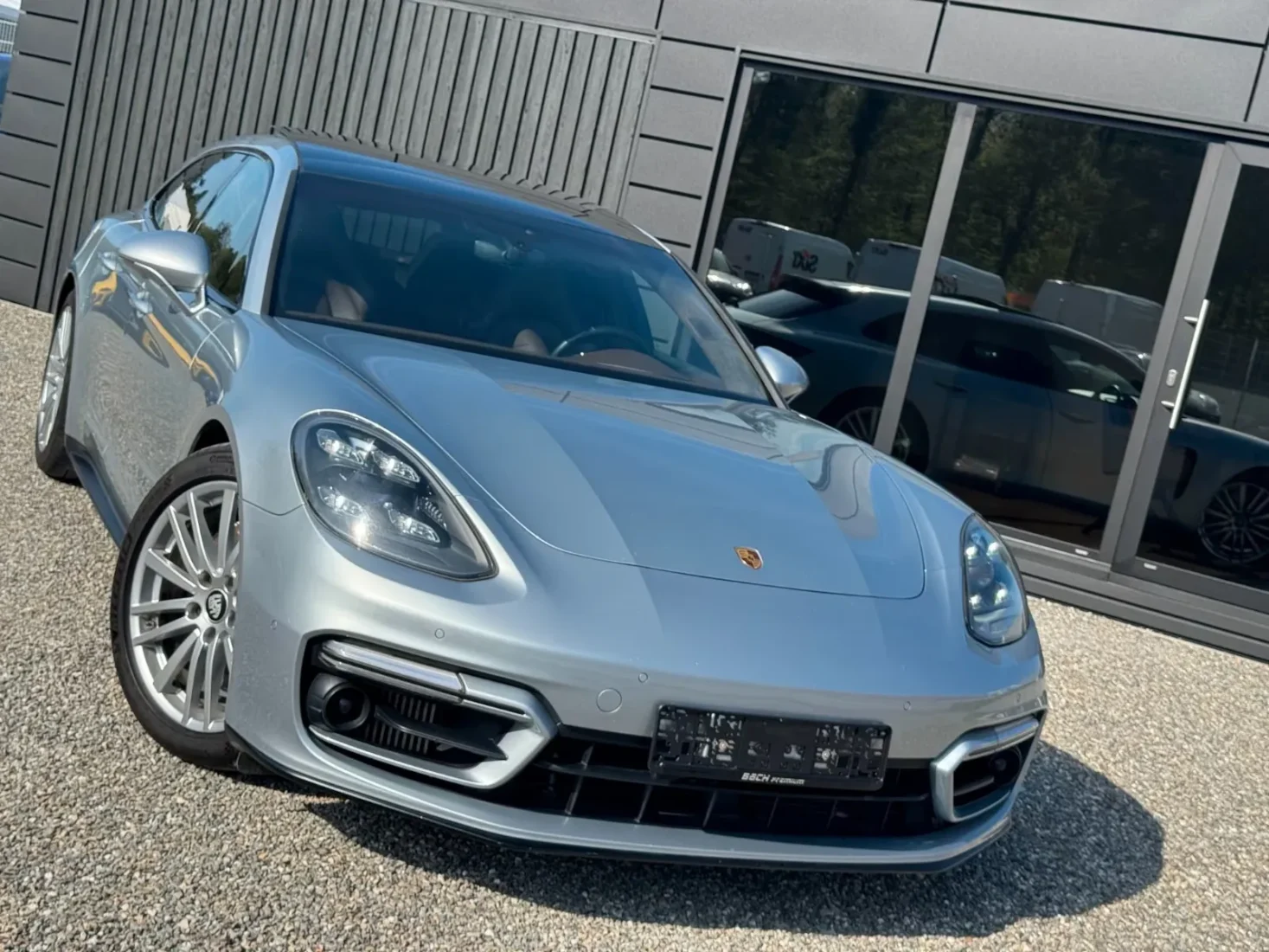 Porsche Panamera GTS Sport Turismo