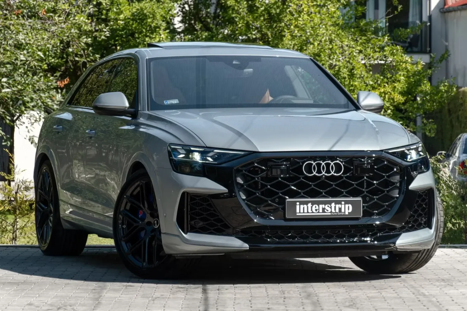 Audi RSQ8 performance